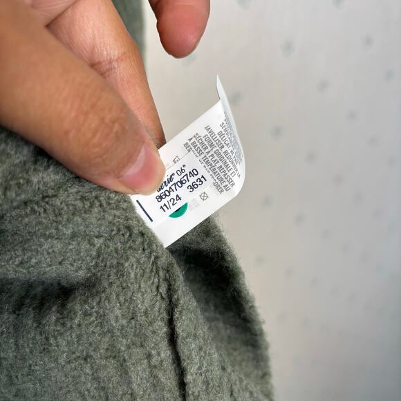 NWOT Aerie Unreal Short Sleeve Cardigan Sz XL Button Front Olive Green Relaxed - Picture 10 of 15